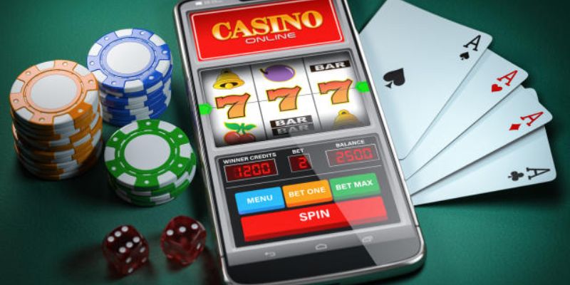 Lý do người chơi nên tải casino app RR88